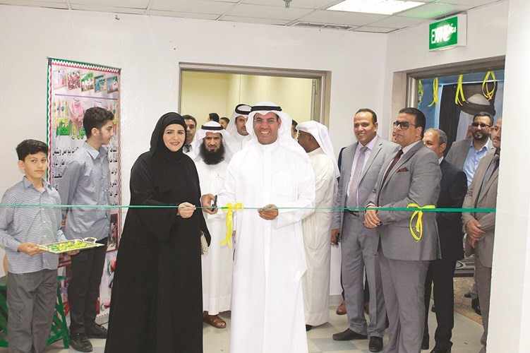 «المعرفة النموذجية» نظمت معرضاً فنياً للأطفال اللاجئين