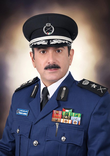 الفريق المكراد زار عدد من مراكز الإطفاء الجنوبية بمناسبة حلول شهر رمضان المبارك