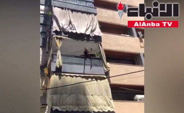 بالفيديو.. تظاهرة لعاملات منزليات في لبنان ضد نظام الكفيل