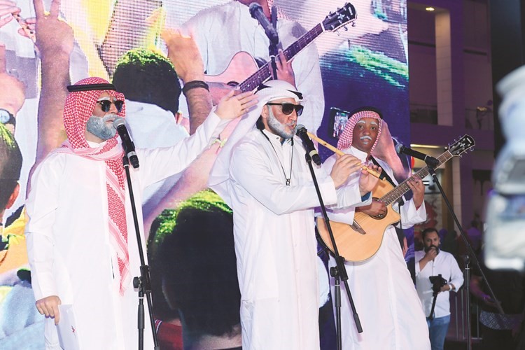 فرقة الشياب الفنية			(محمد هنداوي)﻿