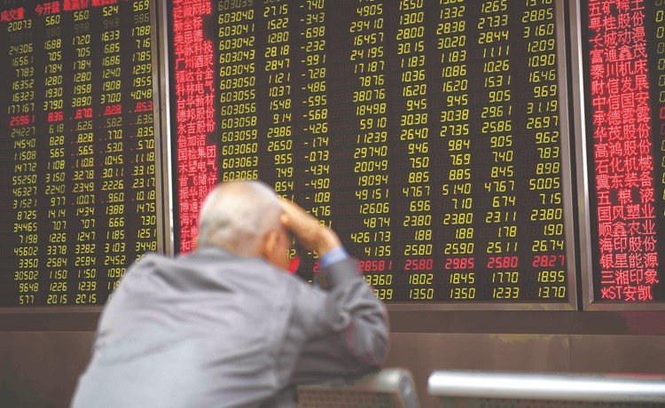تغريدات ترامب تضرب الأسواق العالمية وتشعل«الحرب التجارية»