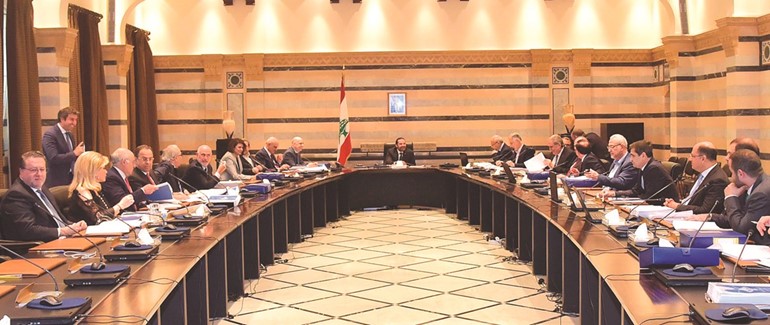 جلسة مجلس الوزراء في السراي الحكومي برئاسة الرئيس سعد الحريري لدراسة مشروع قانون الموازنة العامة-(محمود الطويل)﻿