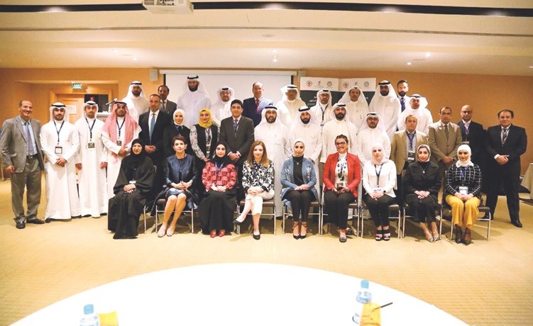 متخصصون طبيون يطالبون بوضع قاعدة بيانات موحدة للدول العربية تضم جميع التقارير الناتجة عن تفتيش المصانع الدوائية