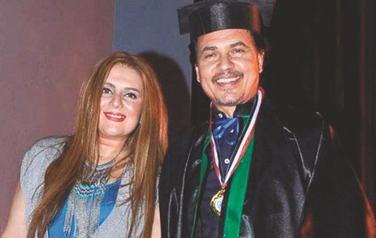محمد رياض ورانيا محمود ياسين.. من كواليس المسرح إلىعشّ الزوجية