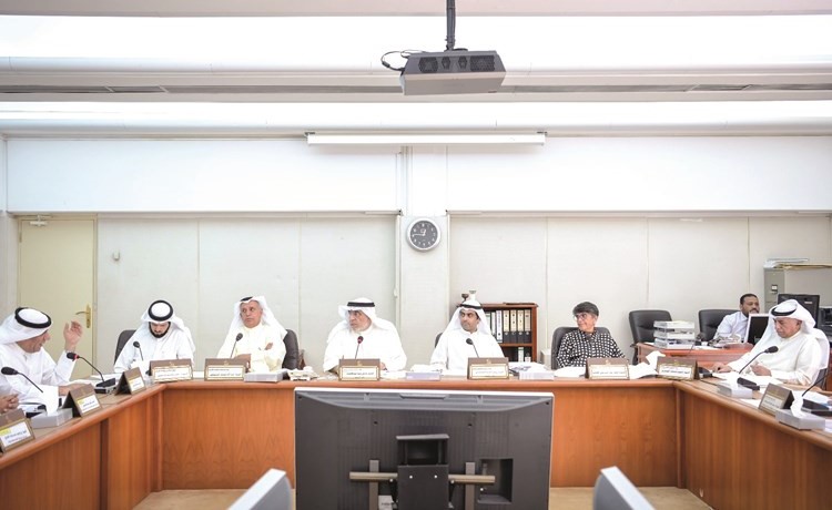 لجنة الميزانيات والحساب الختامي﻿