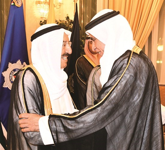 صاحب السمو الأمير الشيخ صباح الأحمد يتلقى تهنئة صالح الفضالة﻿