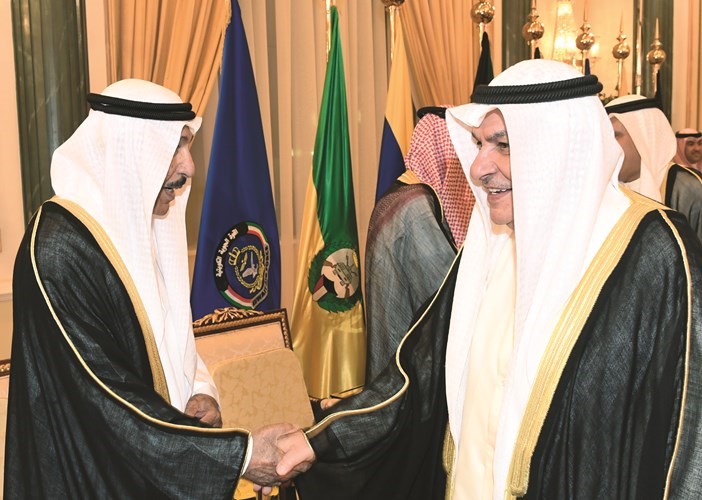 محمد الصقر مهنئا الشيخ جابر العبدالله﻿