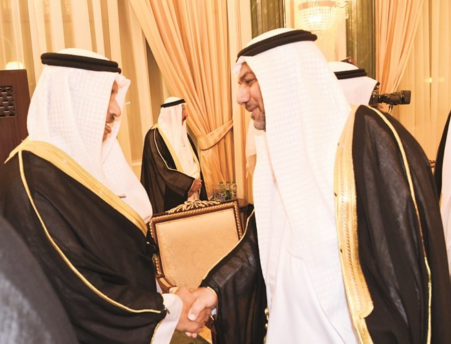 40 د. يوسف الزلزلة مهنئا سمو الشيخ جابر المبارك﻿