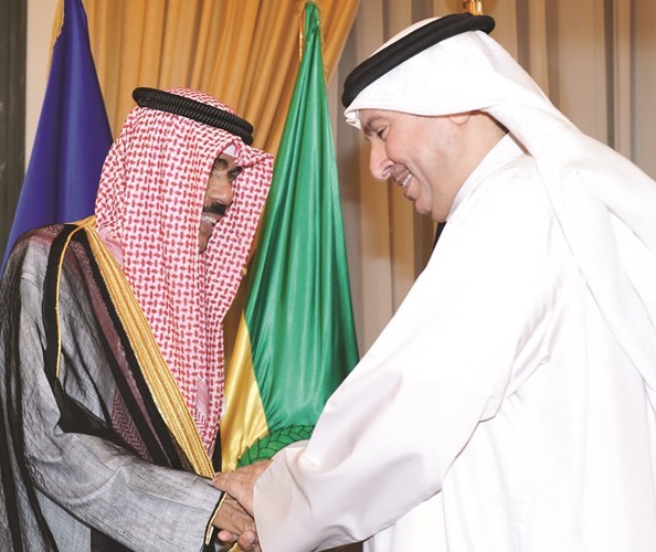 محمد الهدية مهنئا سمو ولي العهد الشيخ نواف الأحمد﻿