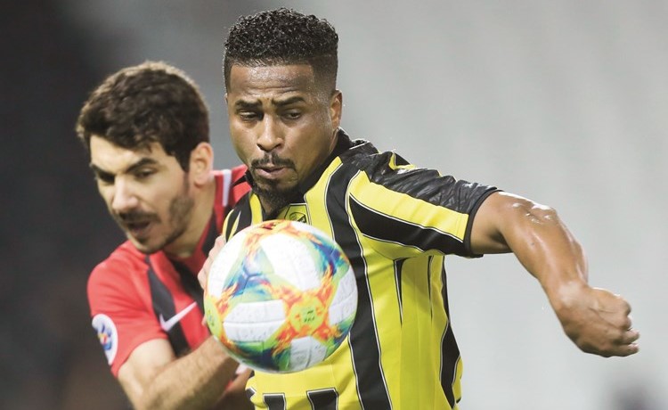 الريان يودّع دوري الأبطال ويفاوض مدرب الزمالك