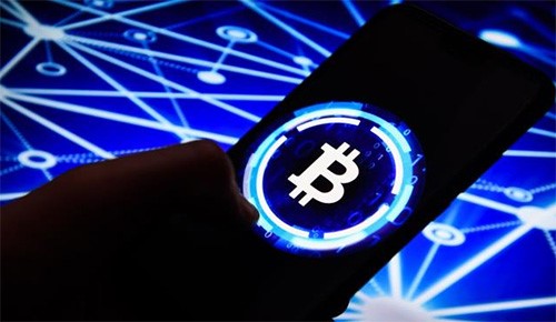 قراصنة يسرقون عملات "بيتكوين" قيمتها 41 مليون دولار