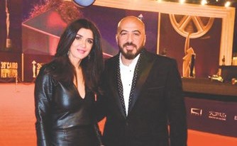 غادة عادل والهواري زواج بشرط النجومية