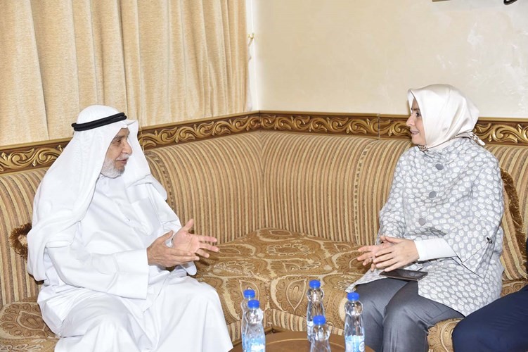 السفيرة التركية تقدم التهاني﻿