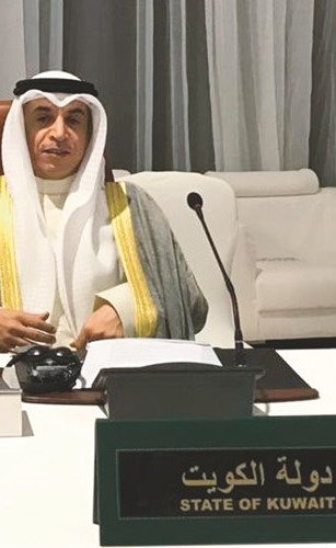 د.حامد العازمي خلال حضوره المؤتمر﻿