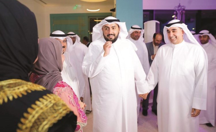 الشيخ د.باسل الصباح ود.علي الموسوي خلال الغبقة ﻿