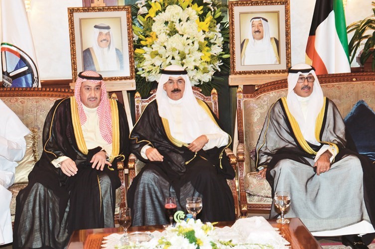 الشيخ محمد الخالد والشيخ فيصل الحمود يباركان ﻿