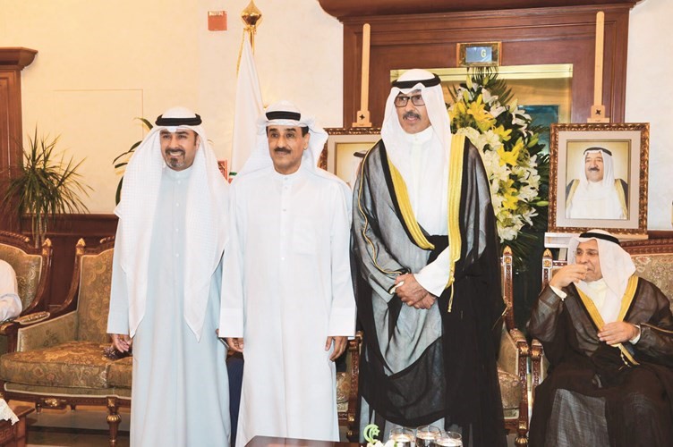 الشيخ فواز الخالد ومحمد بن ناجي وعبدالعزيز الدعيج ﻿