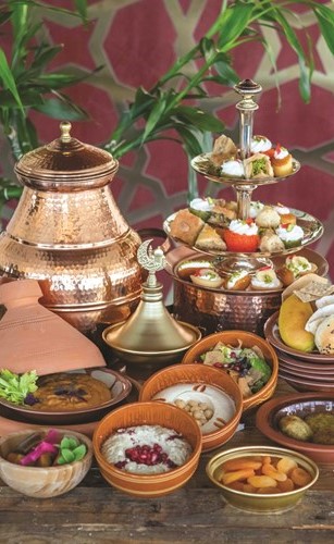أبراج الكويت تقدم أجواء رمضانية في مطعم الأفق