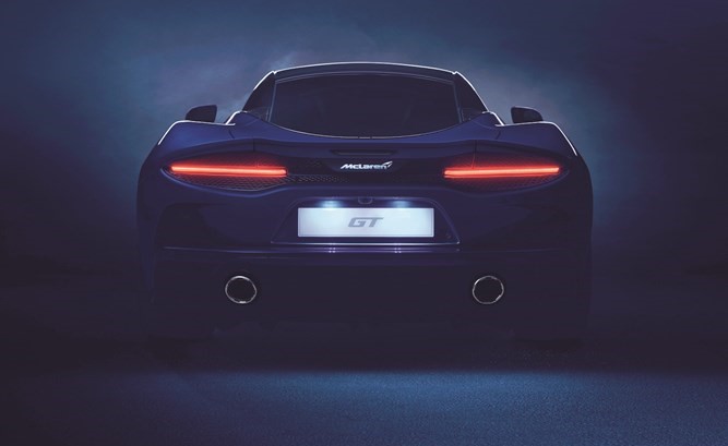 ماكلارين GT الجديدة تُرسي معايير جديدة كلياً في فئة سيارات Grand Touring