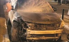 المركبة التي احترقت في المباركية نتيجة الصدام﻿
