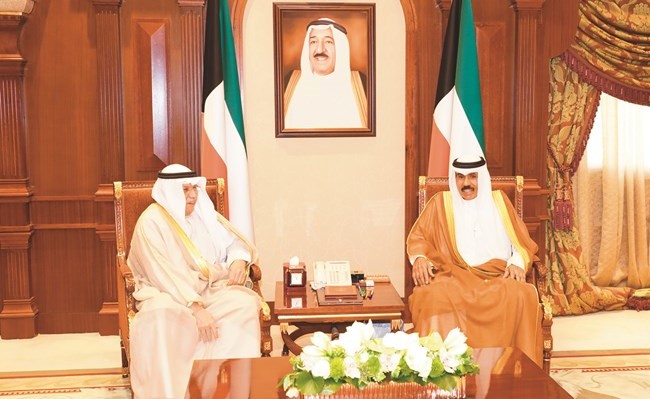 سمو ولي العهد الشيخ نواف الاحمد مستقبلا الشيخ خالد الجراح ﻿