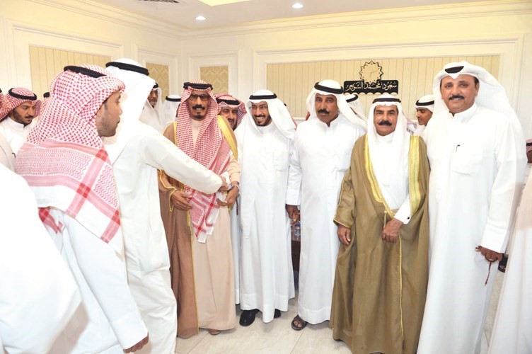 تبادل التهاني﻿