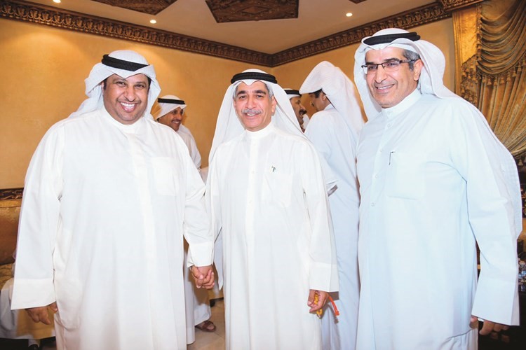 عادل الخرافي يبارك ﻿