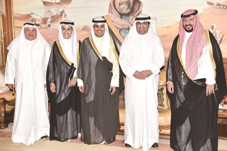خالد الروضان مهنئا ﻿