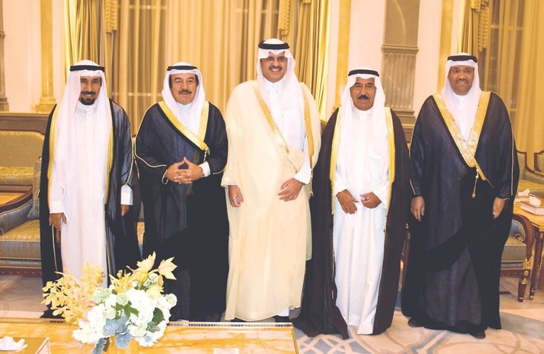 السفير السعودي الأمير سلطان بن سعد مهنئا ﻿