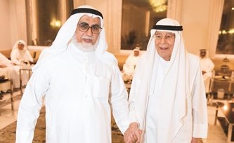 خالد الصالح مهنئا د.عبدالمحسن الخرافي﻿