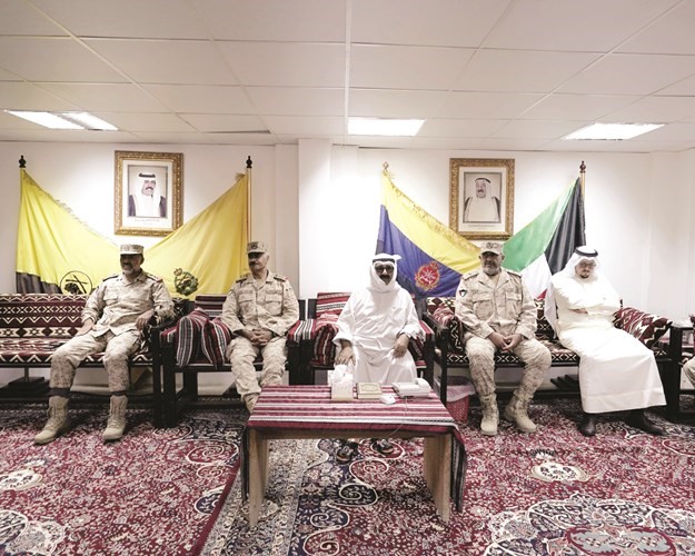 الشيخ ناصر صباح الأحمد والفريق الركن محمد الخضر والفريق الركن عبدالله النواف واللواء الشيخ خالد الصالح والشيخ حمد المالك﻿