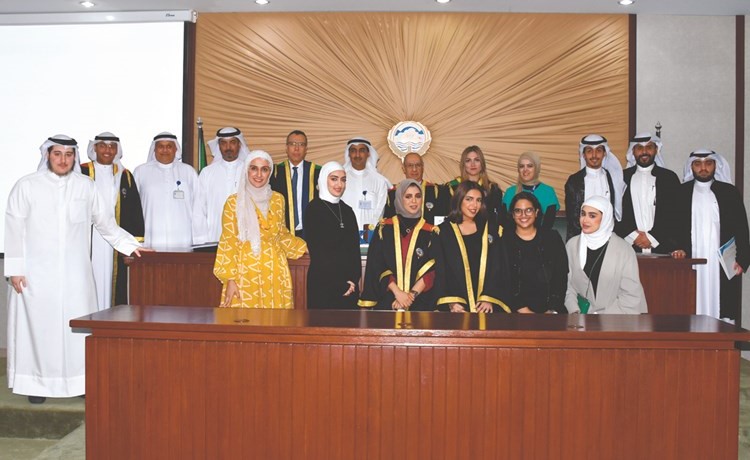 لقطة تذكارية للمشاركين في المسابقة﻿