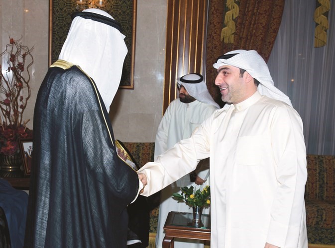 ياسر أبل يبارك بالشهر الفضيل﻿