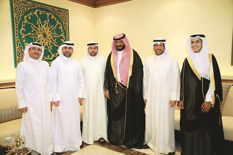 مباركة من الشيخ طلال الخالد﻿