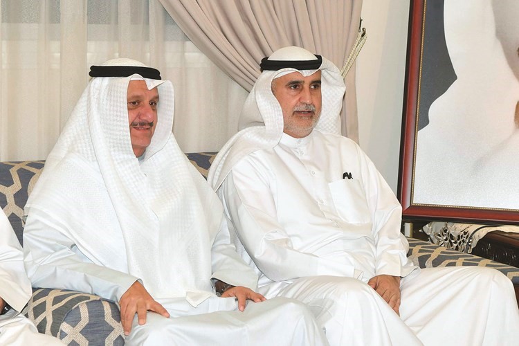 نزار العدساني وعيسى الكندري﻿