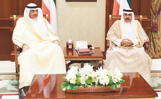 سمو ولي العهد الشيخ نواف الأحمد خلال استقباله الشيخ صباح الخالد ﻿