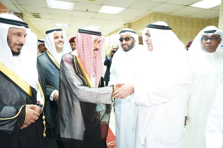 سمو ولي العهد يزور جمعية المكفوفين الكويتية