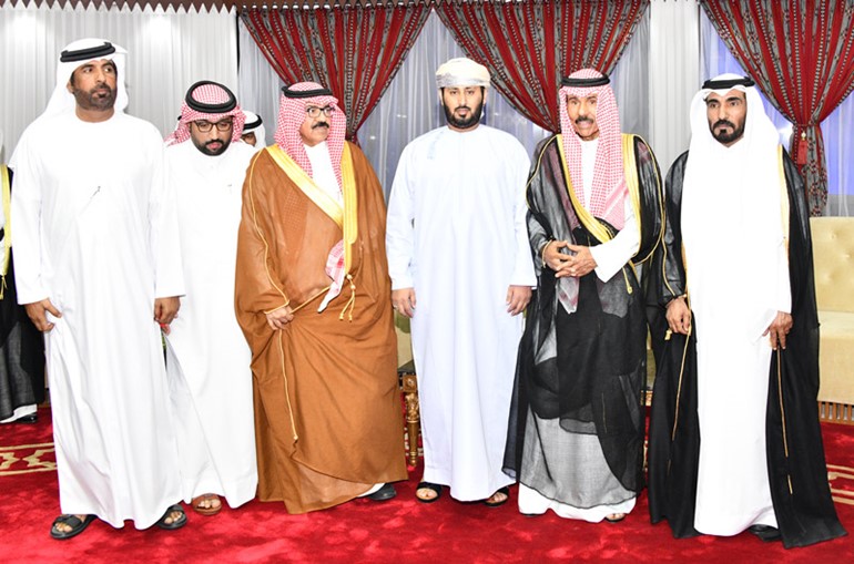 سمو ولي العهد يزور ديوانية شعراء النبط