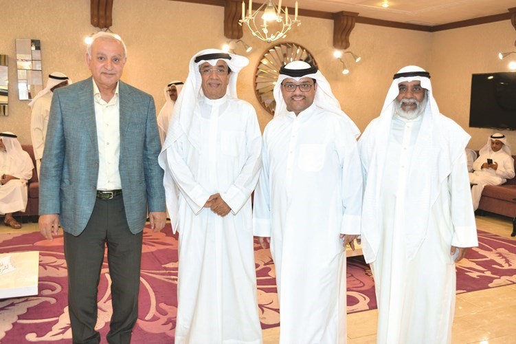 د. بدر العيسى مباركا ﻿