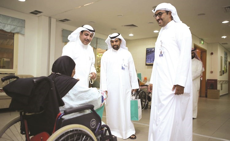 «KIB» يتفقد أحوال المسنين والأيتام خلال رمضان