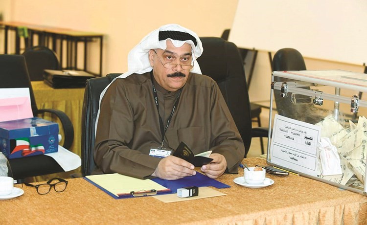 المستشار نصر سالم آل هيد﻿