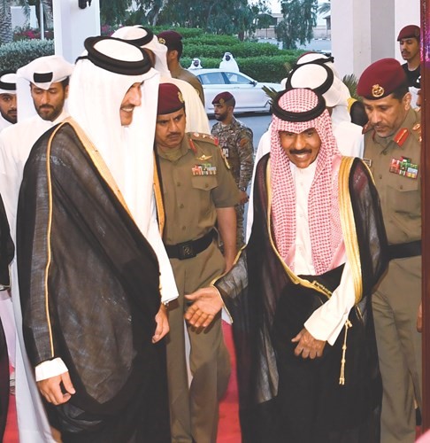سمو ولي العهد الشيخ نواف الأحمد وترحيب بصاحب السمو الشيخ تميم بن حمد ﻿