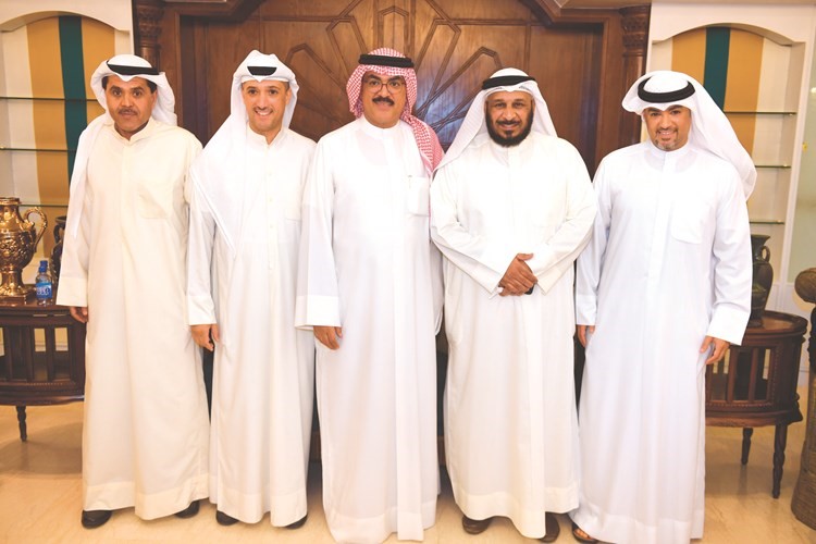 سعد الخراز يبارك في رمضان﻿