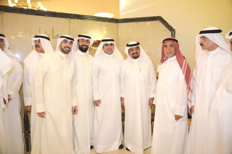 الكندري بين المهنئين﻿