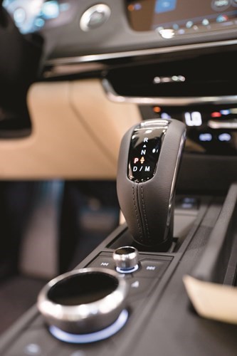 «كاديلاك الغانم» تطلق CT6 2019 في الكويت