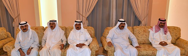 سمو الأمير يقيم مأدبة إفطار على شرف وزير الدفاع ورئيس الأركان وكبار قادة الجيش