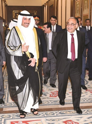 الغانم وعبدالمهدي في مجلس الأمة﻿