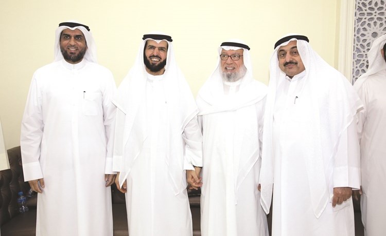 احمد باقر مهنئا د.عادل الدمخي	(زين علام)﻿