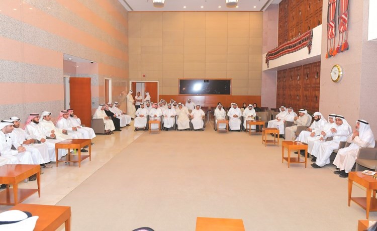جانب من الحضور خلال ديوانية المبادرين﻿