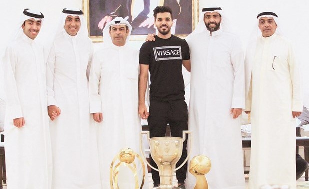 تكريم فيصل زايد خلال الحفل﻿